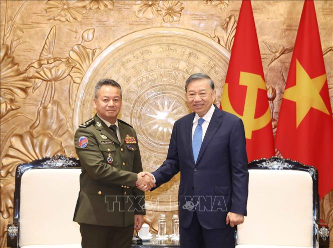 Tổng Bí thư, Chủ tịch nước Tô Lâm tiếp Phó thủ tướng, Bộ trưởng Bộ Quốc phòng Campuchia 